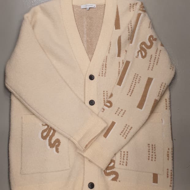 리버클래시 아이보리 가디건