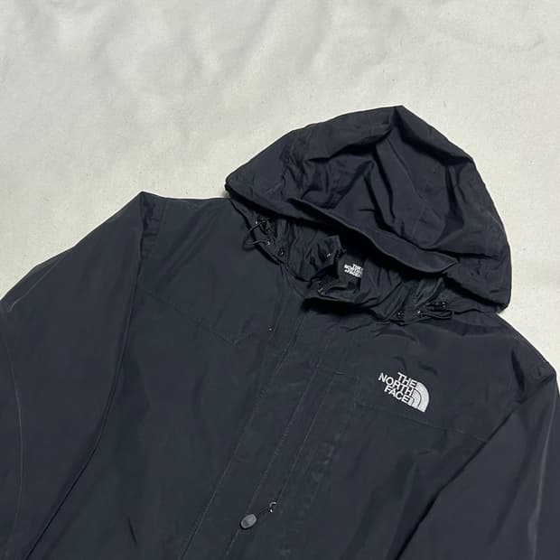 100 노스페이스 블랙 바람막이