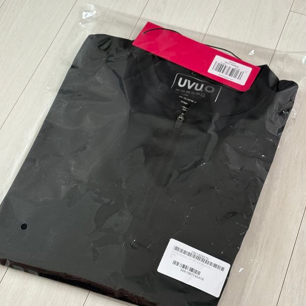 uvu 1/4 하프집업  XL 새상품