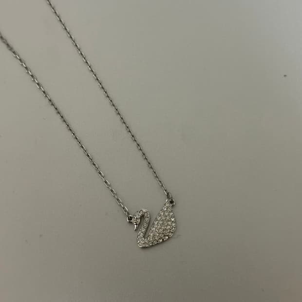 스와로브스키 swan 목걸이