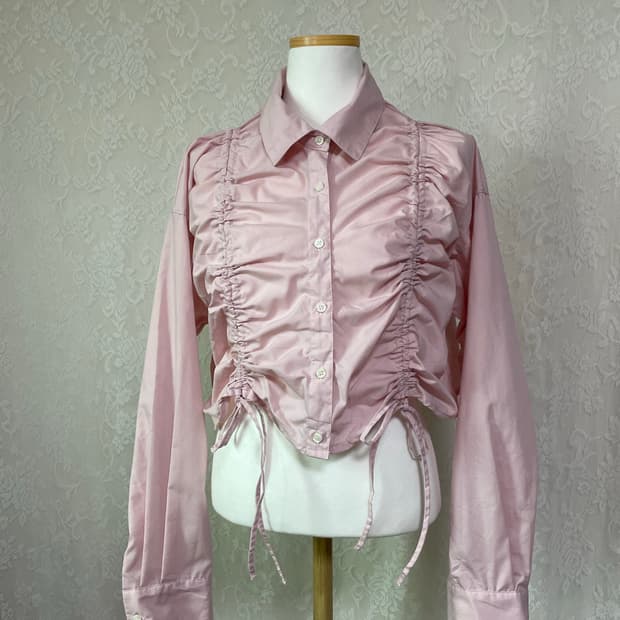     핑크 셔링 크롭 셔츠 블라우스