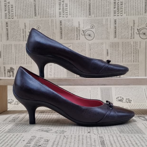 정품 페라가모 여성펌프스구두225 굽7