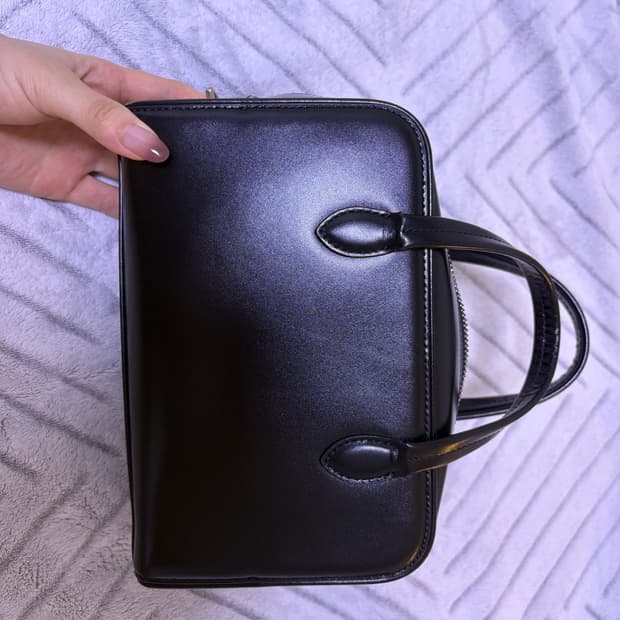 투티에 로케백 블랙 미니