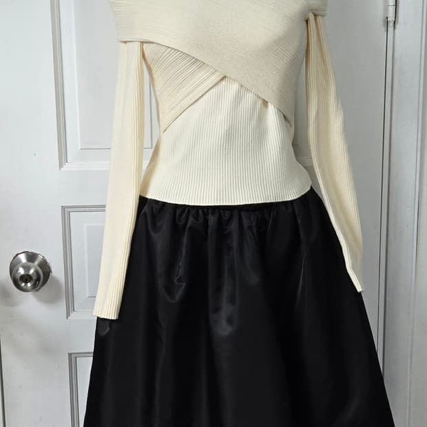 더블스탠다드 패딩스커트