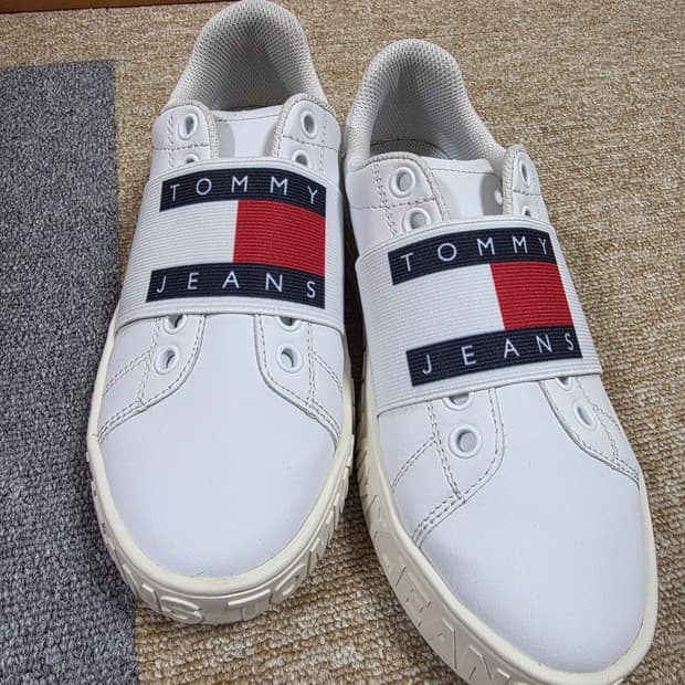 타미진스 화이트 스니커즈 슬립온 Jaz [230mm]