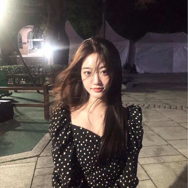 제니오 zaenio 러블리 도트 블라우스