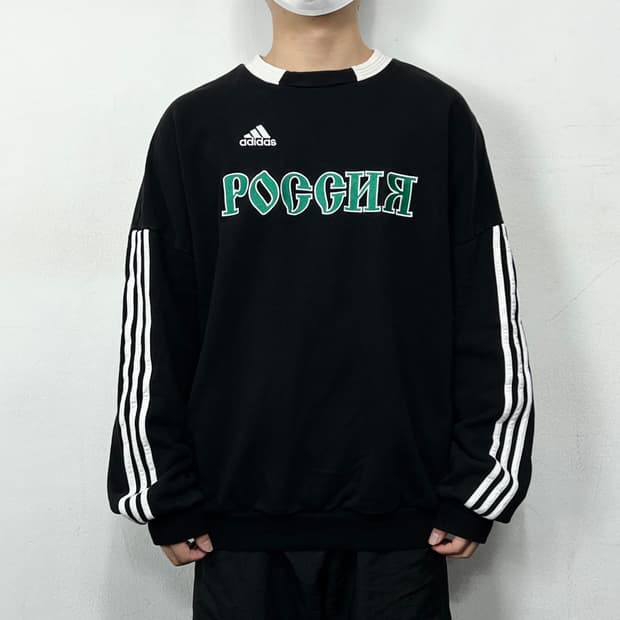 아디다스 x 고샤 루브친스키 오버사이즈 풋볼 맨투맨