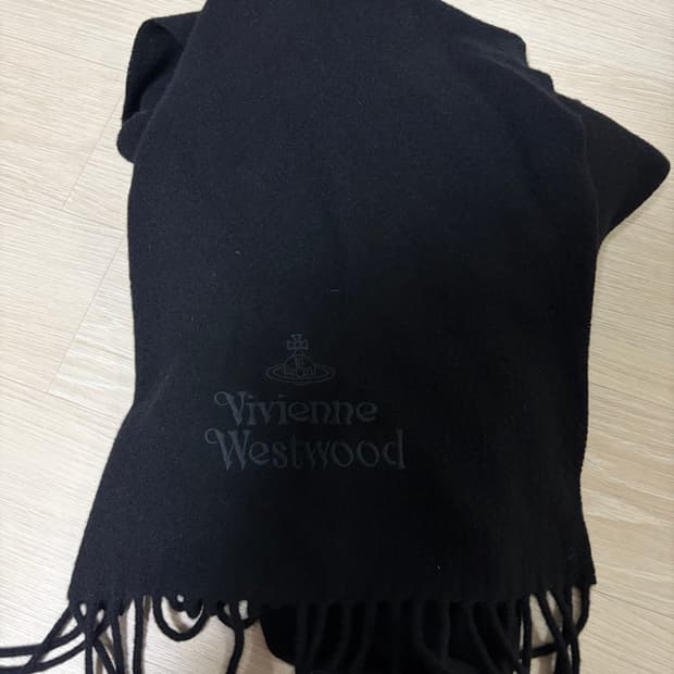 비비안 웨스트우드 목도리
