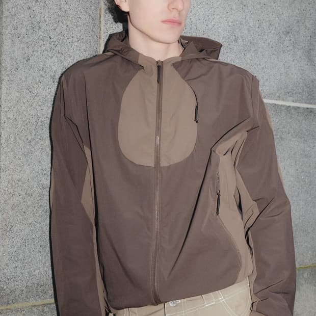 Colin Meredith studio 자켓 바람막이