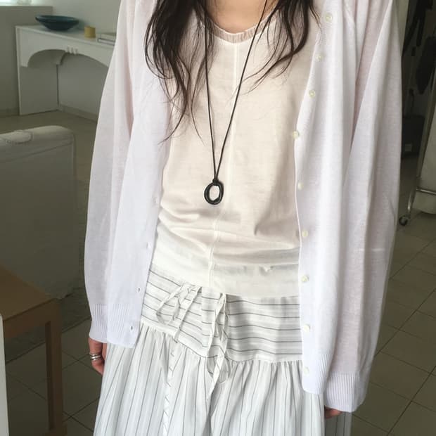 미엔느 모이 버튼 브이넥 가디건