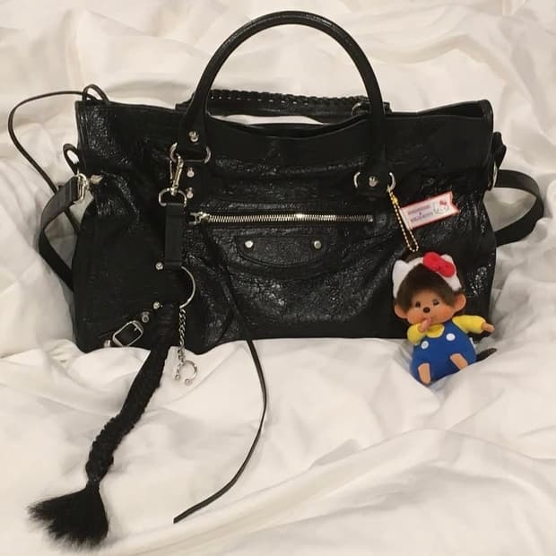 르 시티 백 미디엄 블랙