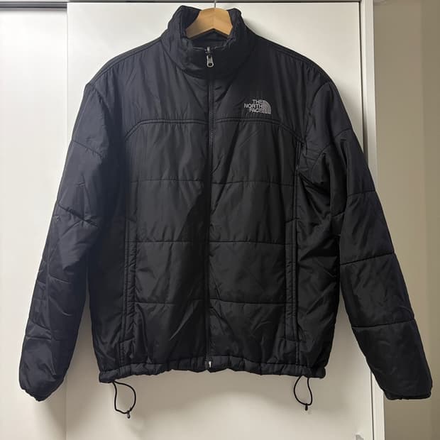 노스페이스 리버시블 경량 패딩