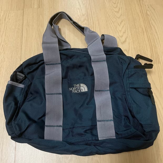 노스페이스 더플백