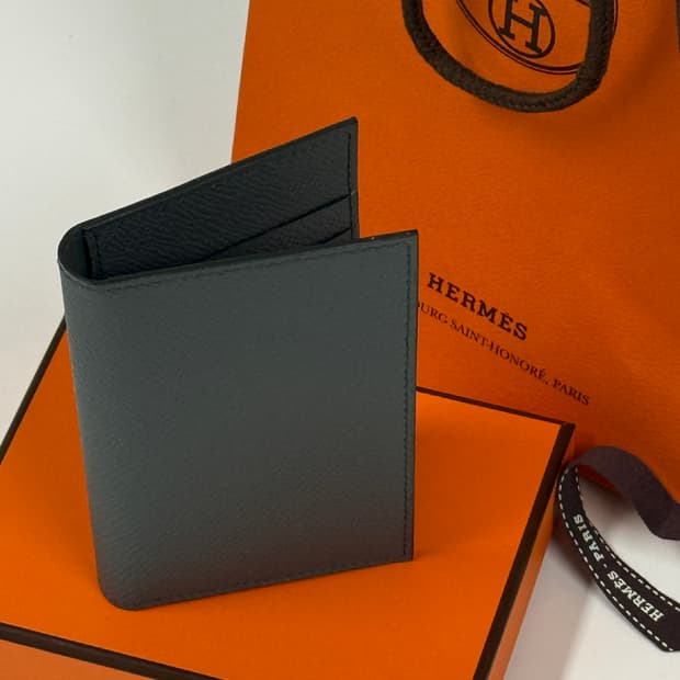 새제품 / Hermes 에르메스 MC2 유클리드 카드지갑 그레이