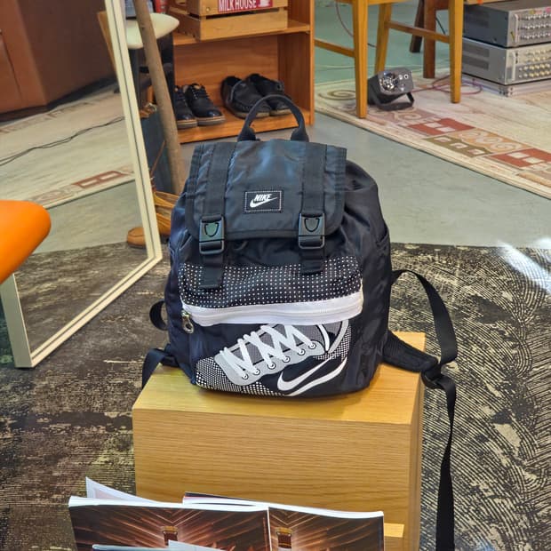 나이키 올드스쿨 미니 백팩