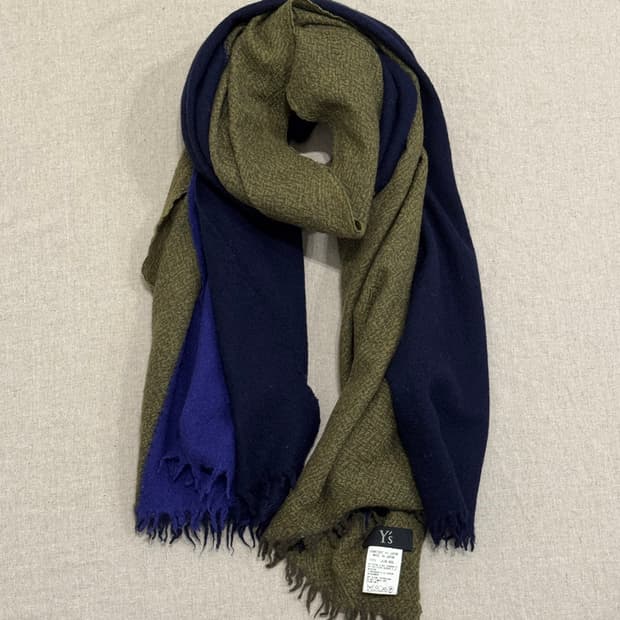 요지야마모토 트리플 레이어드 울 머플러