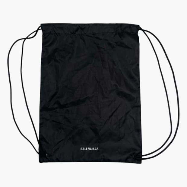 발렌시아가 Balenciaga 블랙 드로우스트링 더스트백