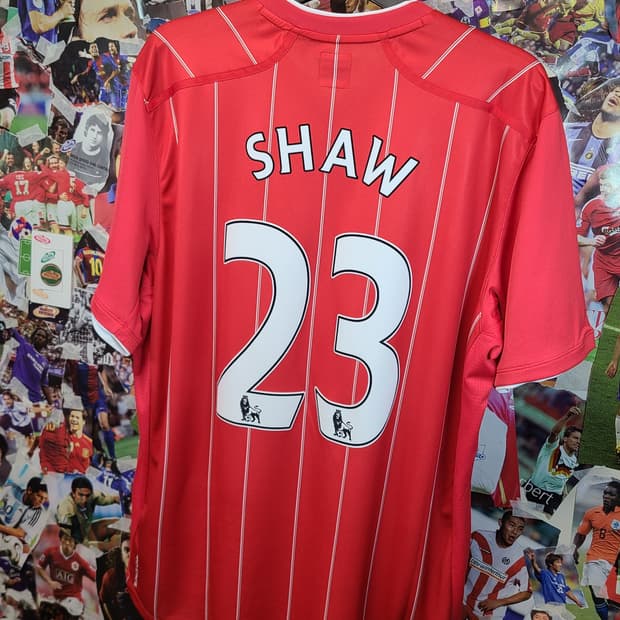 사우스햄튼 12-13 시즌 루크쇼 유니폼