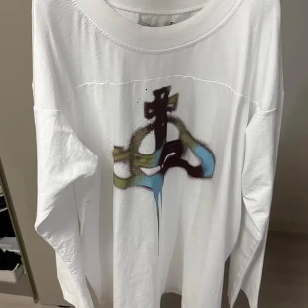 비비안 웨스트우드 스프레이 오브 프레시 티셔츠 화이트