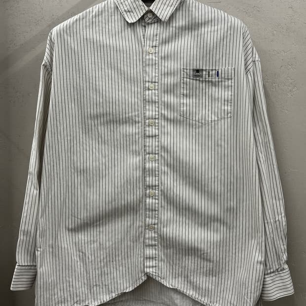 아더에러 스트라이프 셔츠 A2