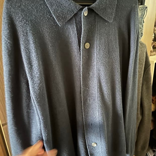 COS 네이비 릴렉스핏 셔츠