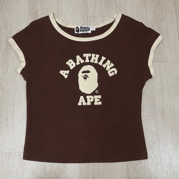 Bape 베이프 컬리지 크롭 트림 티 링거티 반팔 브라운