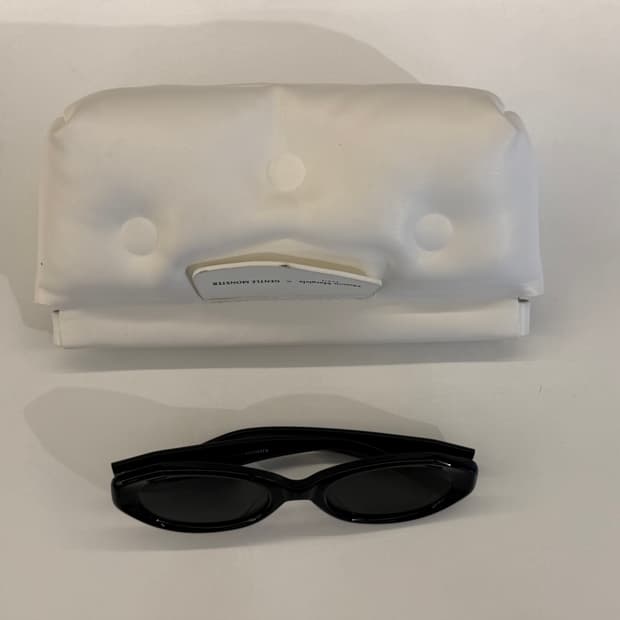 젠틀 몬스터 x 메종 마르지엘라 MM204 블랙 그레이