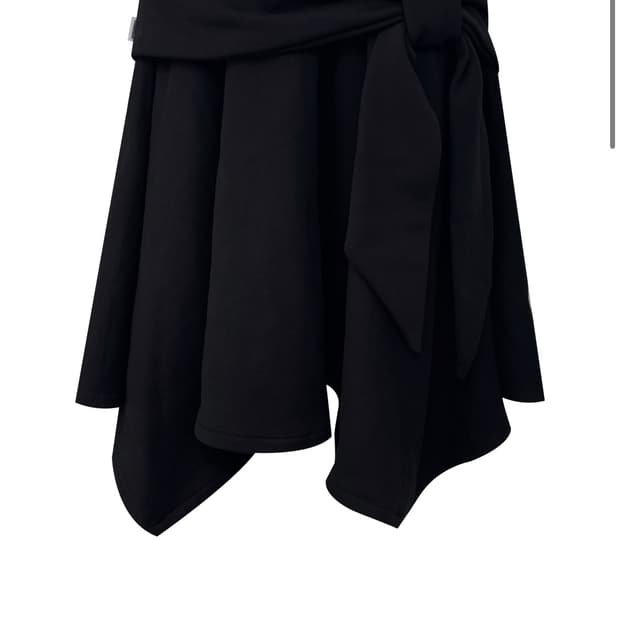 체메씨 언발란스 스커트 chemehc unbalanced skirt