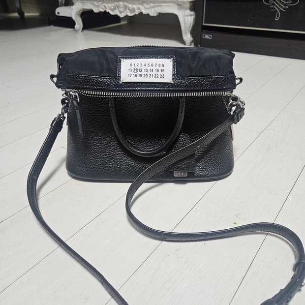 마르지엘라  크로스 (스몰)