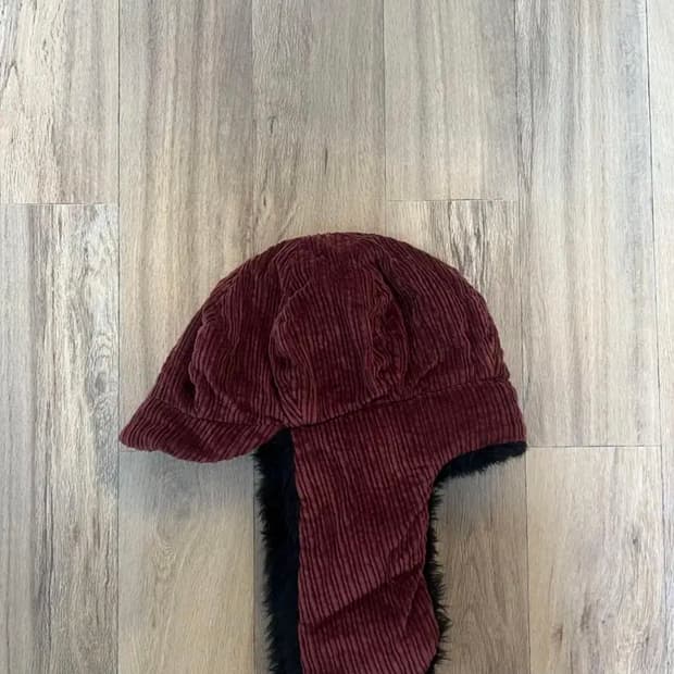 캐피탈 플라이트 퍼 캡