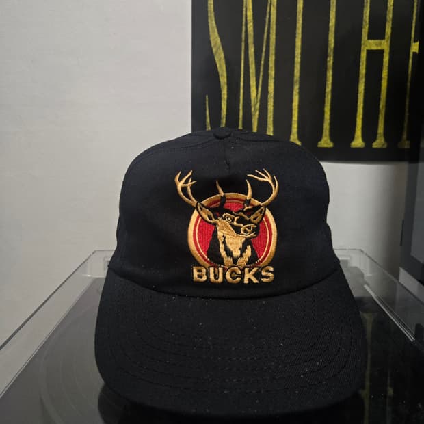 (A) 90‘s Vintage Bucks Cigarette Cap