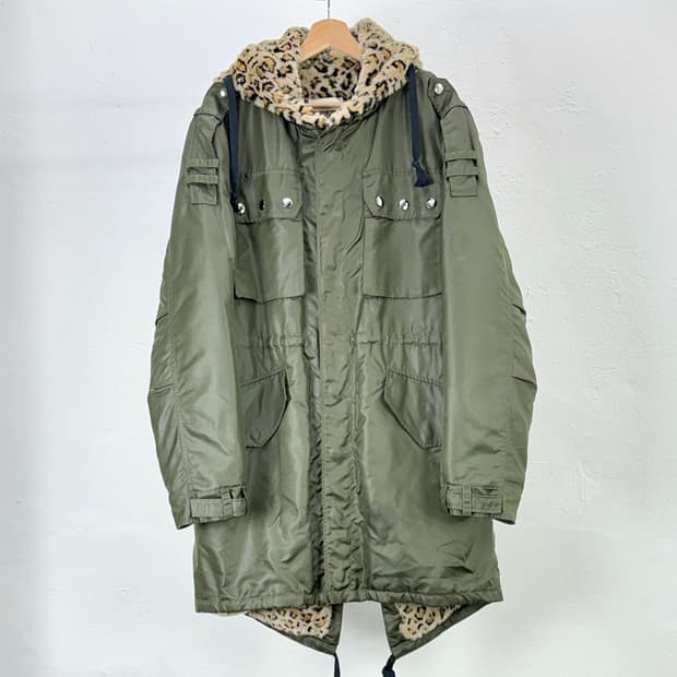 페익스 커넥션 세이지 레오파드 패널 포켓 후디 롱 파카 코트