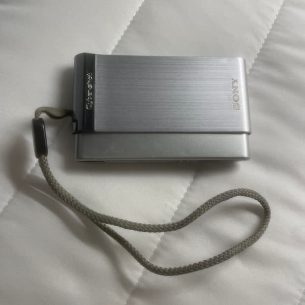 소니 사이버샷 t90