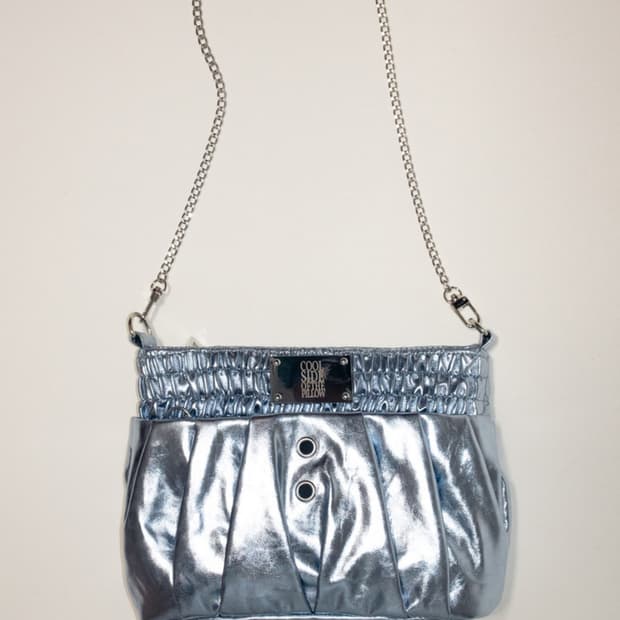 쿨사이드오브더필로우 옵더필로우 복서미니백메탈블루 숄더백 쿨블루크로스체인백