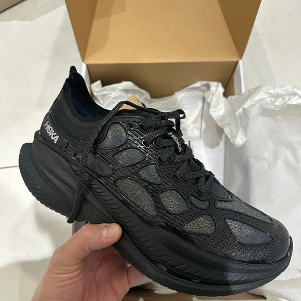 호카x케이지드 마하 블랙 285 새상품