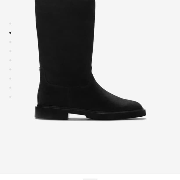 쿠에른 서울06 미들부츠 스웨이드