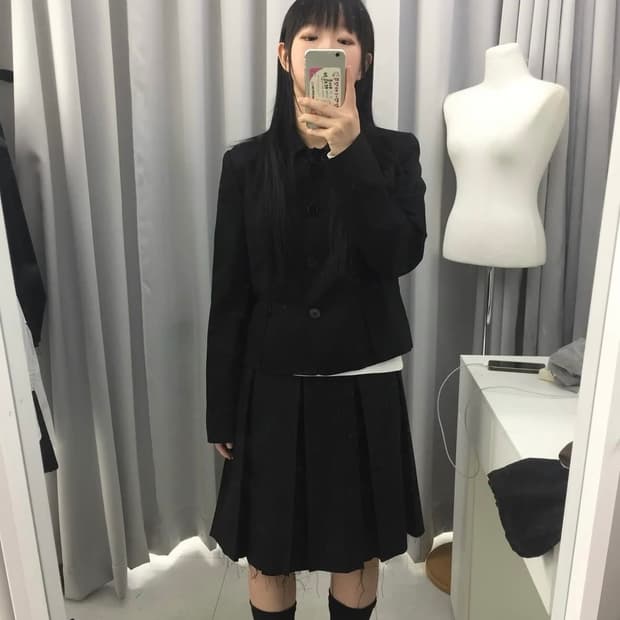 오운 자체판매 cropped slit jacket 블랙