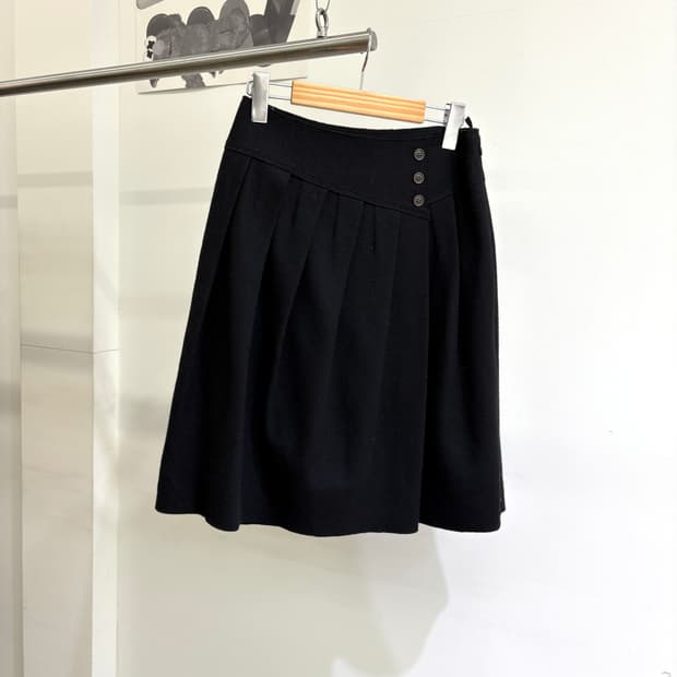 UNTITLED (Made in Japan) 미디스커트