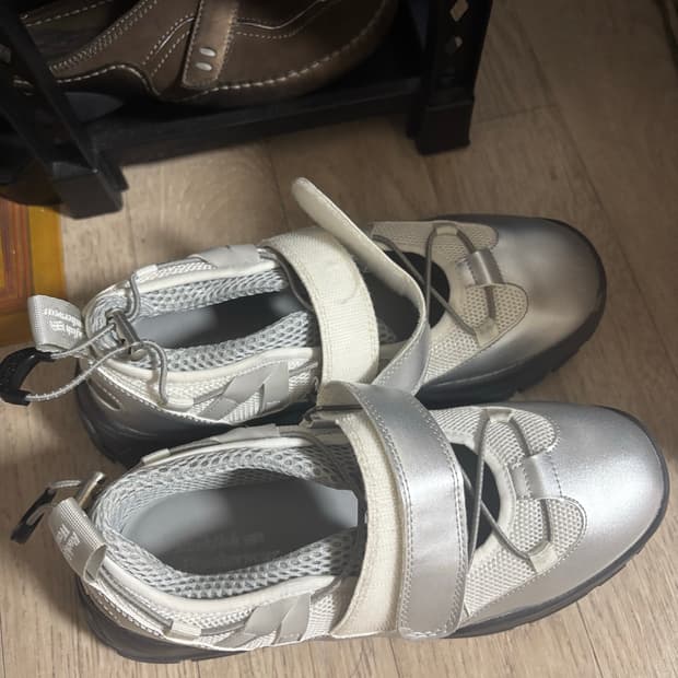 락피쉬언더웨어 벨크로 스니커즈 실버