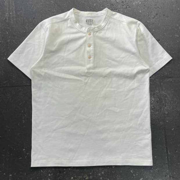 100 브론슨 헨리넥 반팔 