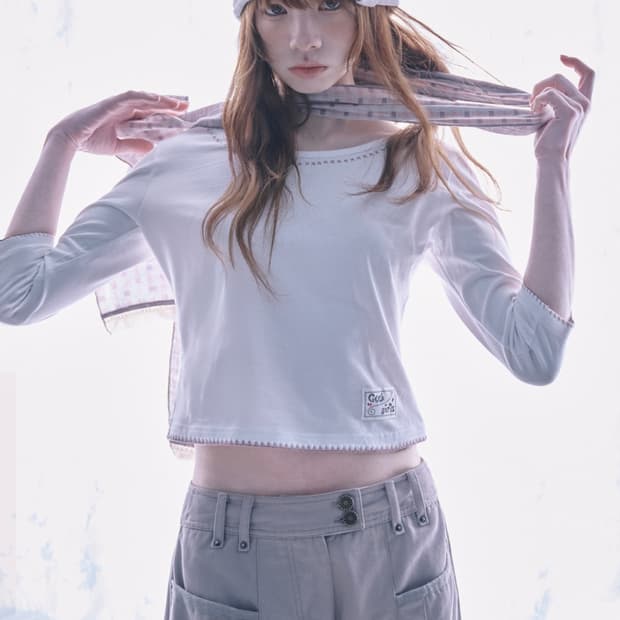 허그유어스킨 백리본 카프리 슬리브티