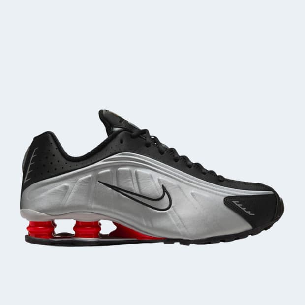 NIKE SHOX R4