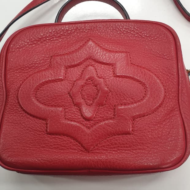 오야니 립레드 미니 크로스백