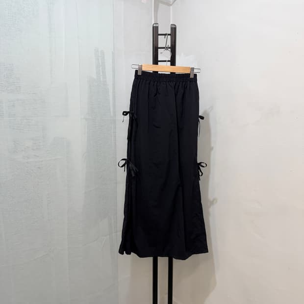 사이드리본 바스락 나일론 블랙롱치마 롱스커트 4464
