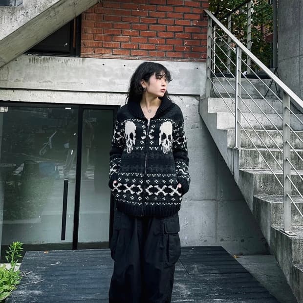 밴슨 스컬아트워크 코위찬