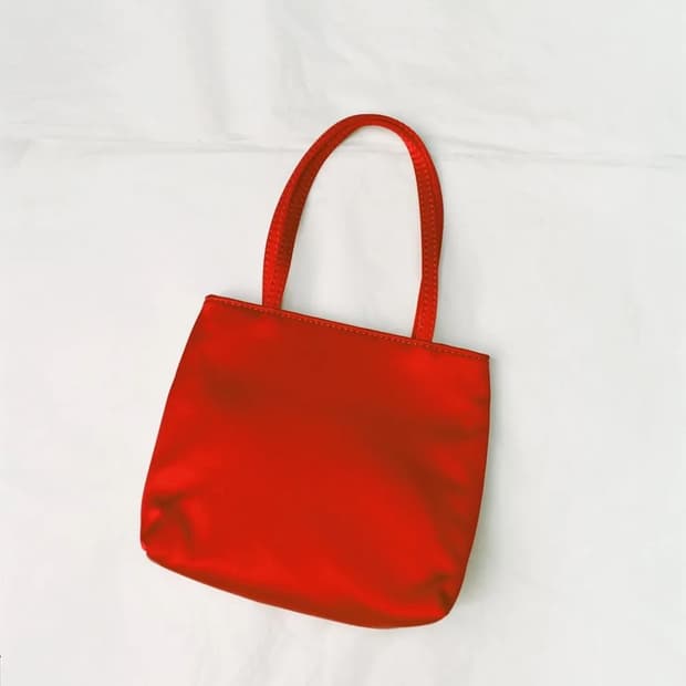 hai 하이 리틀 실크백 레드