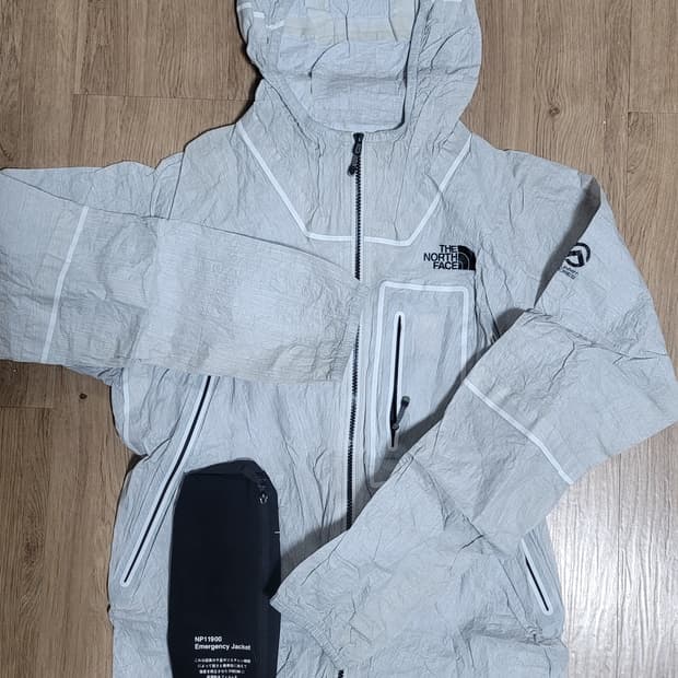 노스페이스 다이니마 이머전시 자켓 