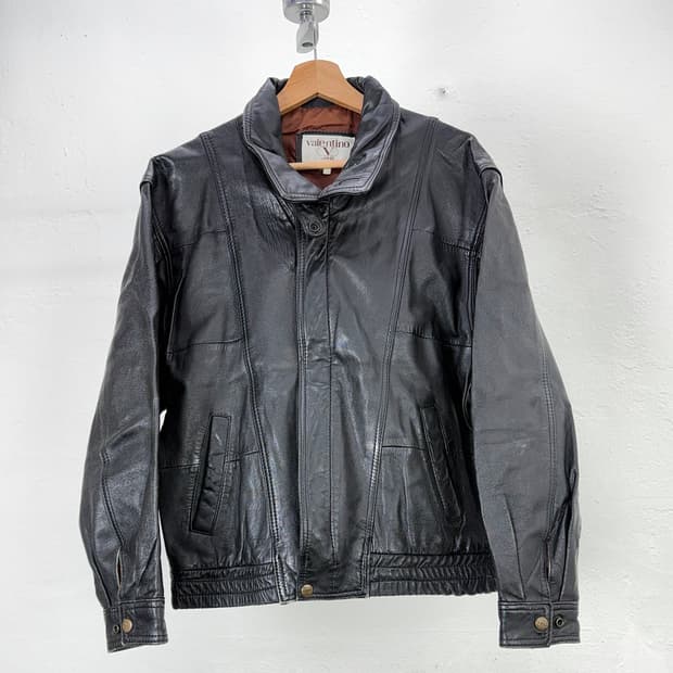 발렌티노 우모 쉽스킨 네크비조 엠보싱 레더 자켓