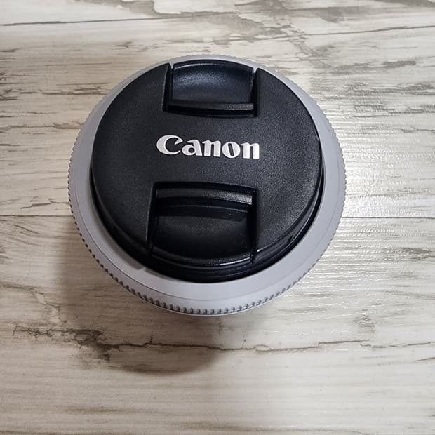 CANON 캐논 EF 40mm f2.8 STM 팬케익 렌즈 팜 풀프레임용