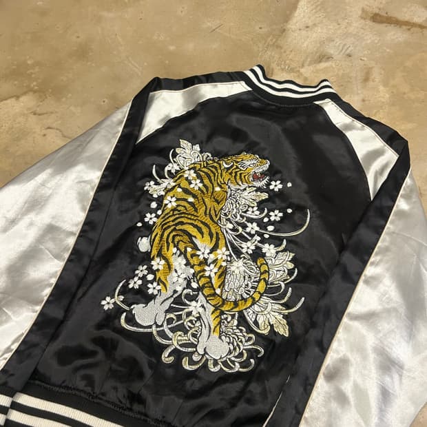 XL 오보로 빈티지 사쿠라 스카쟌